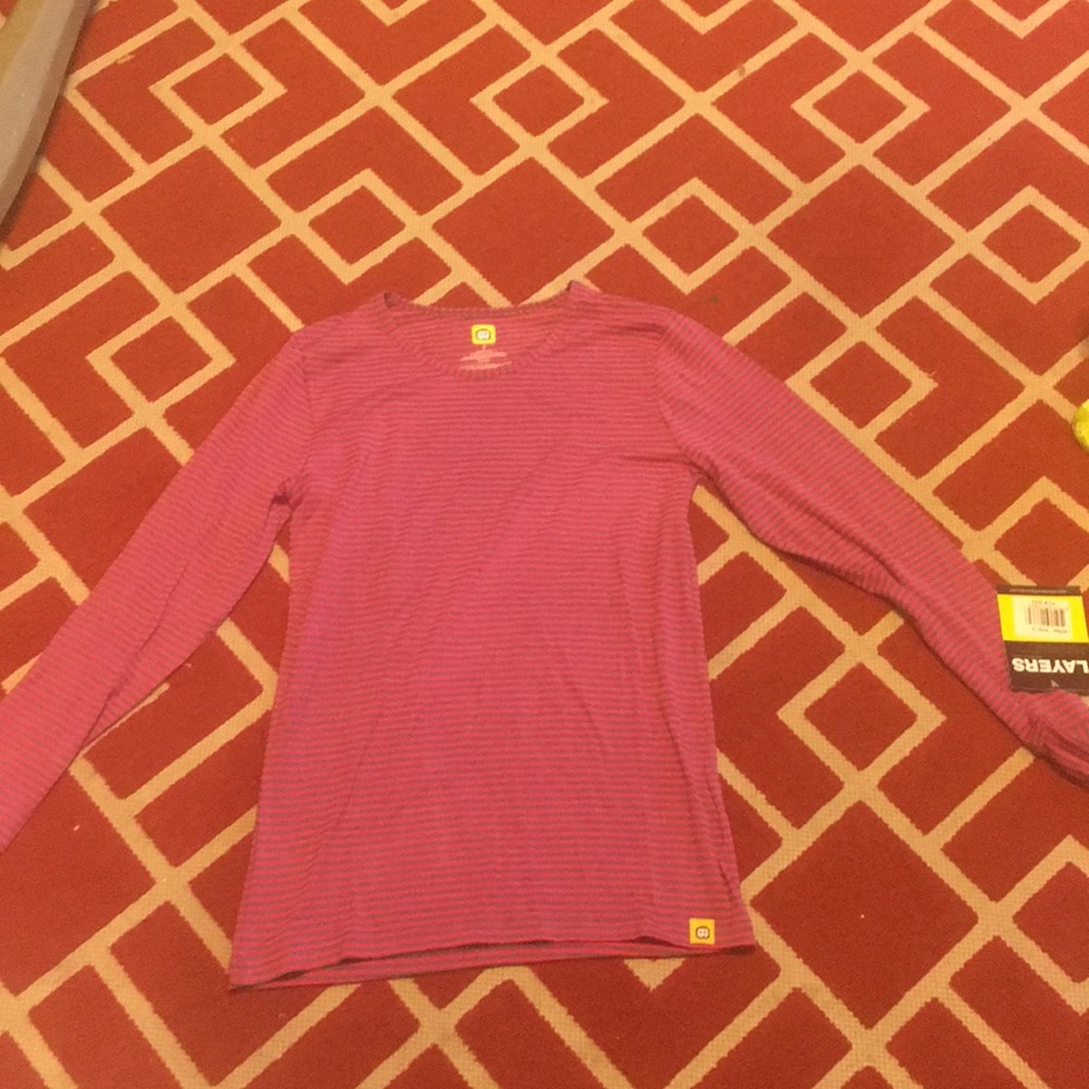 Wonder wink layering tee size small